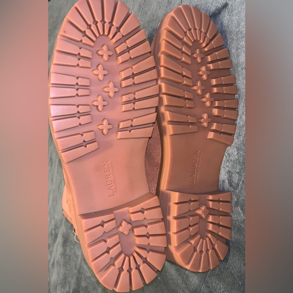 Ralph Lauren Women's Corinne Pull-On Chelsea Booties - Picture 4 of 4